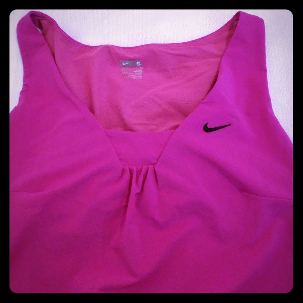 Sports dress